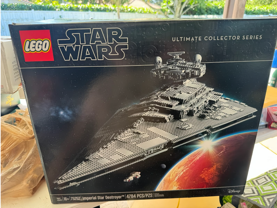 LEGO 75252 Star Wars: Imperial Star Destroyer (Brand New)