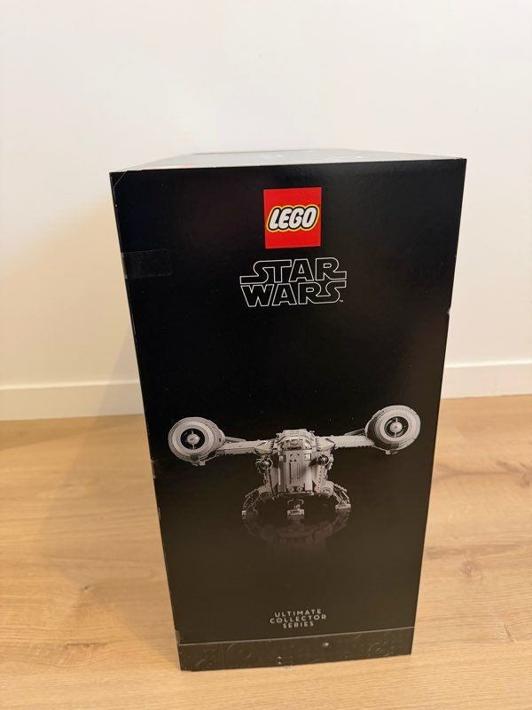LEGO Star Wars Razor Crest (75331 | new, sealed box)
