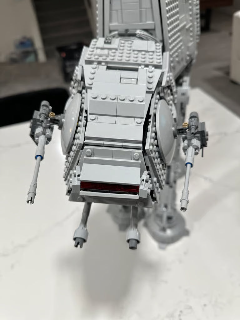 LEGO Star Wars 75313 UCS AT-AT